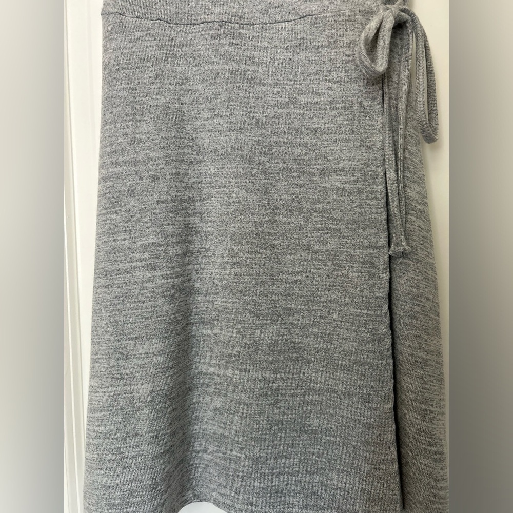 Petite Gray Wrap Dress Size S - Picture 5 of 11